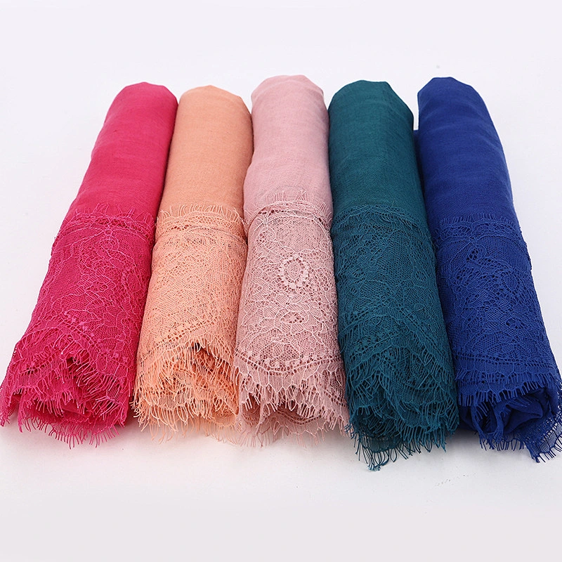 Cheap  Wholesale Monochrome Cotton Linen Lace Hijab Muslim Stitching Scarf