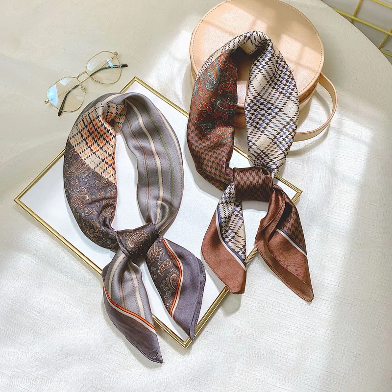 Retro Fashion Chiffon Silk Scarf Women 2020 Spring Summer New Curled Small Square Scarf Custom Professional Scarves