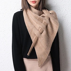 2021 Autumn Winter Plain Color New Ladies Triangle Small Scarf Perforated Hollow Shawl Scarf
