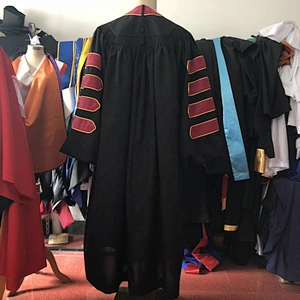 New Design High Quality Custom Maroon with Black Doctoral Bachelor Graduation Gowns with our Logo