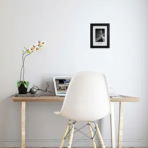 classic Basics Black Picture or Poster Frame mat for 5*7in photos