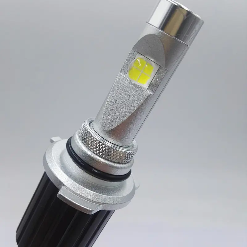 2017 motorcycle L7 LED Car Headlight 9005 HB3 / 6600lm XHP70 LED car bulb 60w 9006 HB4 Fanless Headlight conversion kit