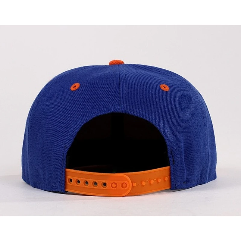 White Flat Embroidery Under Peak Snapback Cap With Purper Crown