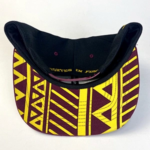 Capwindow Wholesale 100% Acrylic  Fashion Embroidered Customized Snapback Sports Cap Hat