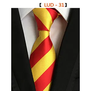 Custom Neck Ties For Men Fashion Gravata Masculina Casual Grid Silk Necktie Set Gift Box