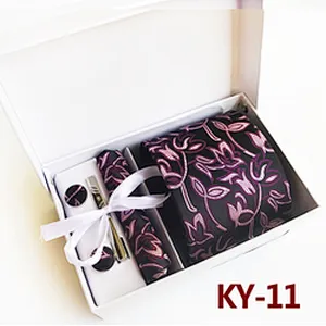 Floral Tie Clip Pocket Square and Cufflink Set Gift Box Fashion Neckties With Pocket Squares Custom Men Ties and Hanky Set