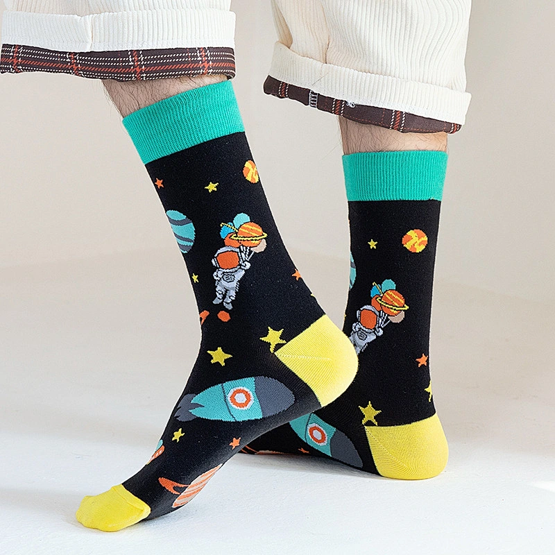 new trend medium tube socks women cartoon space man funny socks men European and American personality fashion cotton socks