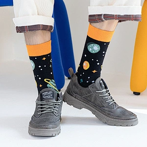 new trend medium tube socks women cartoon space man funny socks men European and American personality fashion cotton socks