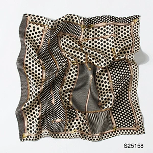 Customized Design Your Own Logo Printing 12/14mm Silk Square Scarf Custom Silk Bandana For Women