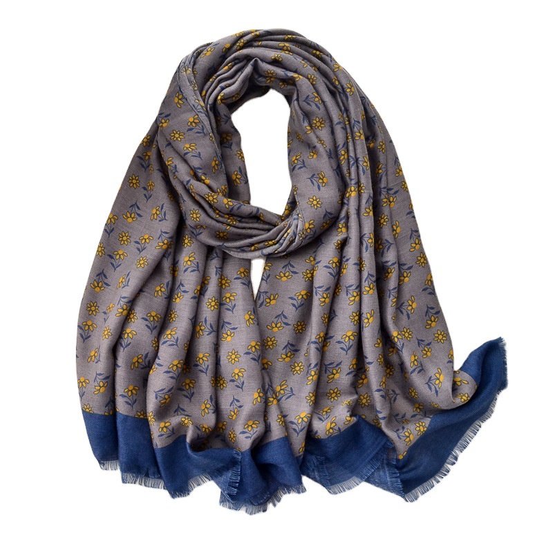 Men Neck Scarves Fashion Italian Style Printing Thin Scarf Spring Summer Autumn Winter Big Shawl Other Scarves for Man