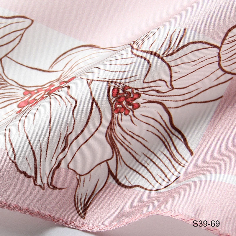 Wholesale Designer Shawls Pink Color Floral Square Scarves Custom Women Printing Silk Scarf 68X68CM