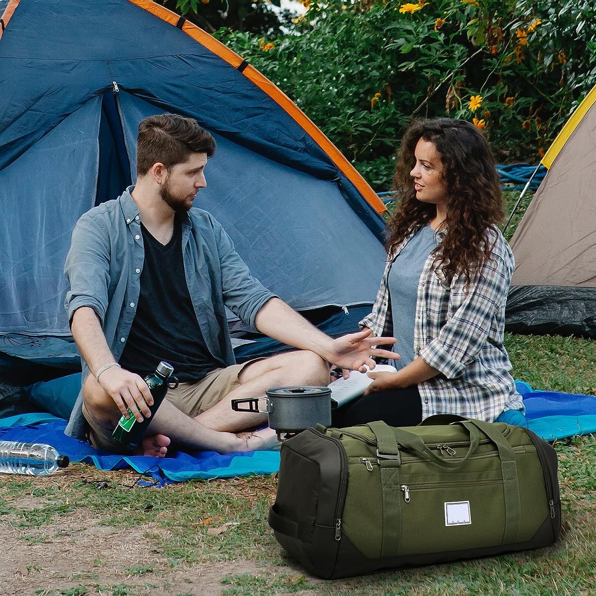 Explore the unique design features of 40l duffle bag, their versatile uses, and how XINHUI offers customizable options.