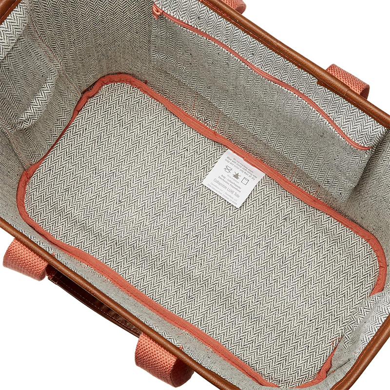 Explore the unique design features of foldable tote bag, their versatile uses, and how XINHUI offers customizable options.