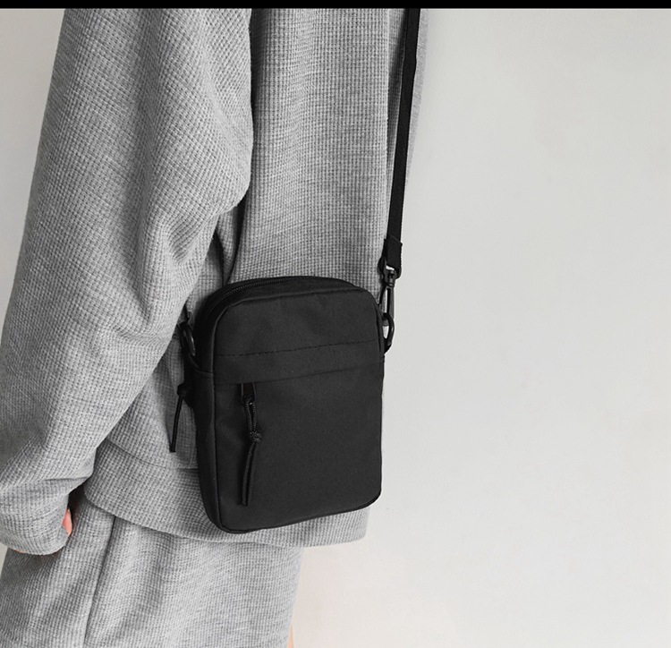 Explore the unique design features of phone crossbody bag, their versatile uses, and how XINHUI offers customizable options..