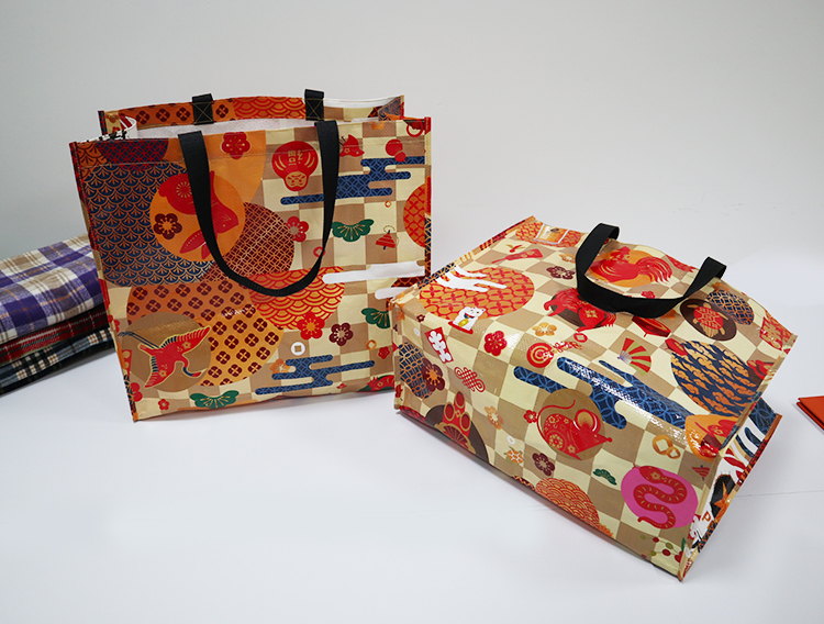 Explore the unique design features of woven shopping bag, their versatile uses, and how XINHUI offers customizable options.