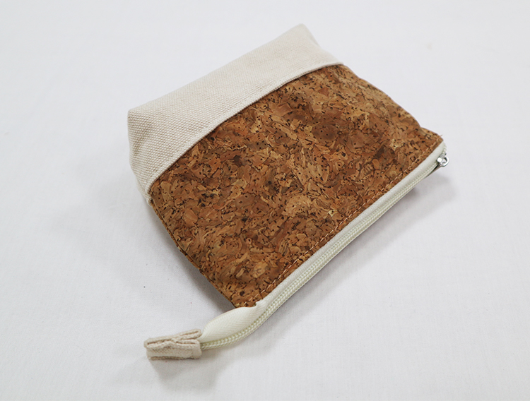 Explore the unique design features of natural cork, their versatile uses, and how XINHUI offers customizable options.