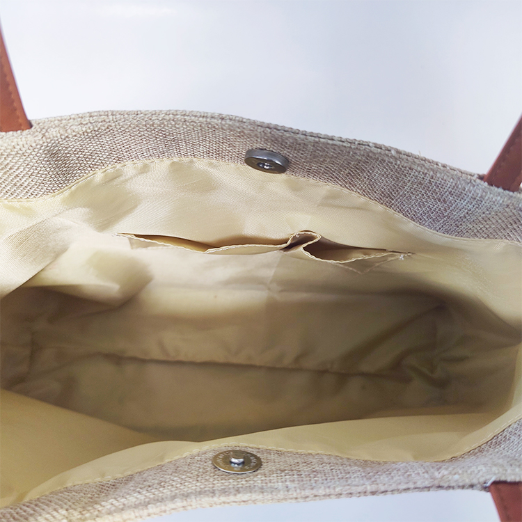 Explore the unique design features of jute shoulder bag, their versatile uses, and how XINHUI offers customizable options.
