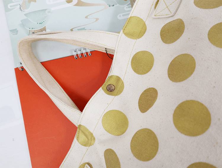 Explore the unique design features of yellow cotton tote bag, their versatile uses, and how XINHUI offers customizable options.