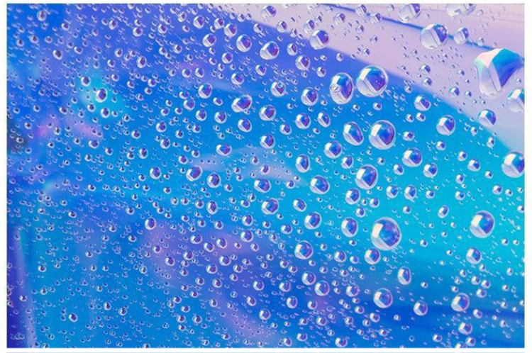 Explore the unique design features of holographic makeup pouch, their versatile uses, and how XINHUI offers customizable options.