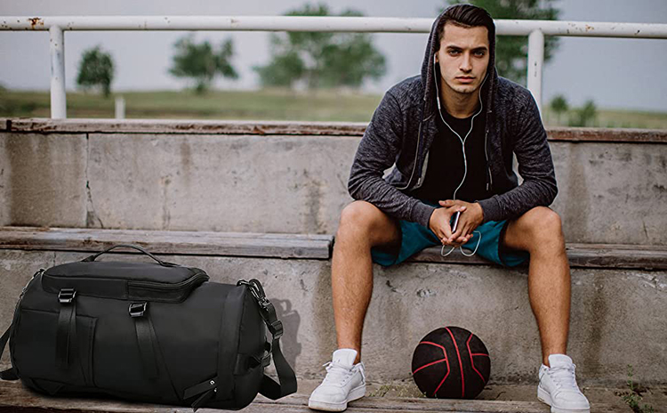 Explore the unique design features of crossbody hiking bag, their versatile uses, and how XINHUI offers customizable options.