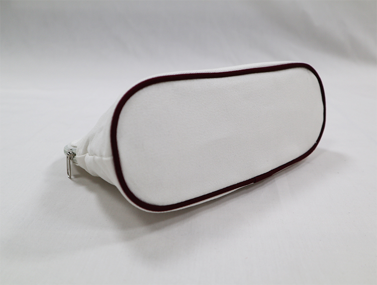 Explore the unique design features of makeup storage bag, their versatile uses, and how XINHUI offers customizable options.