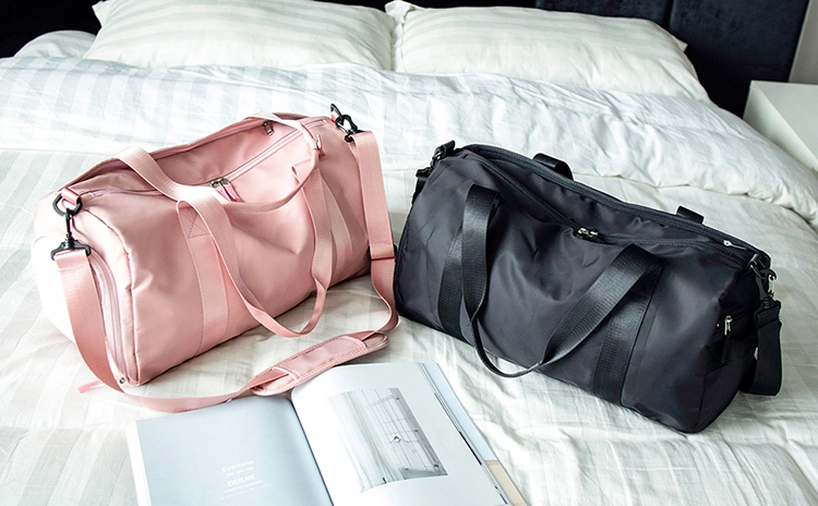 Explore the unique design features of gym bag with wet compartment, their versatile uses, and how XINHUI offers customizable options.