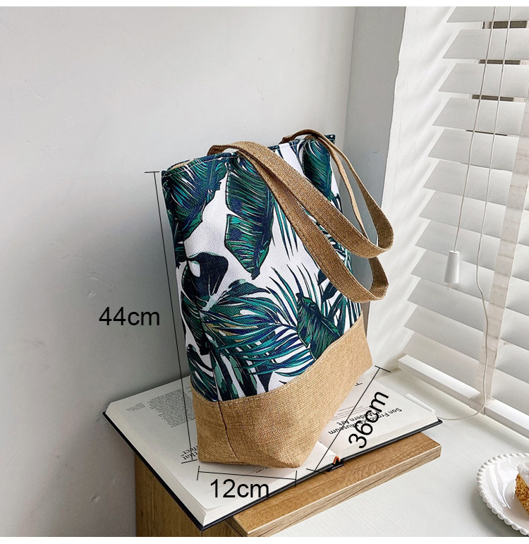 Explore the unique design features of jute tote bag with canvas pocket, their versatile uses, and how XINHUI offers customizable options.