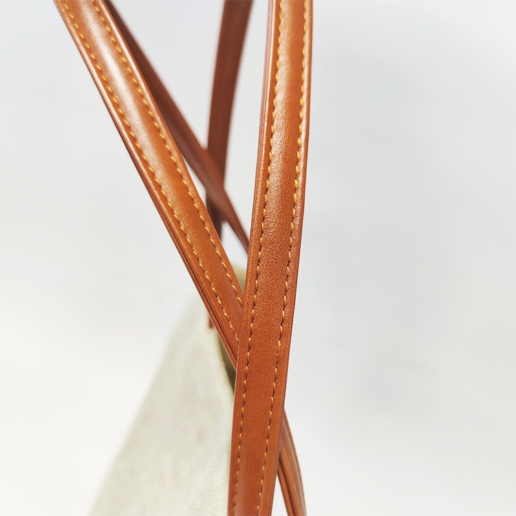 Explore the unique design features of jute shoulder bag, their versatile uses, and how XINHUI offers customizable options.