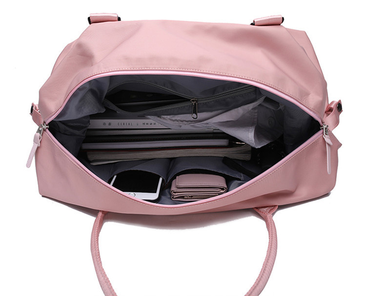 Explore the unique design features of dance travel bag, their versatile uses, and how XINHUI offers customizable options.