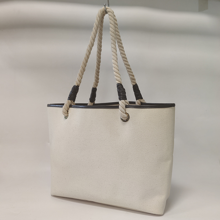 Explore the unique design features of canvas tote bags personalized, their versatile uses, and how XINHUI offers customizable options.
