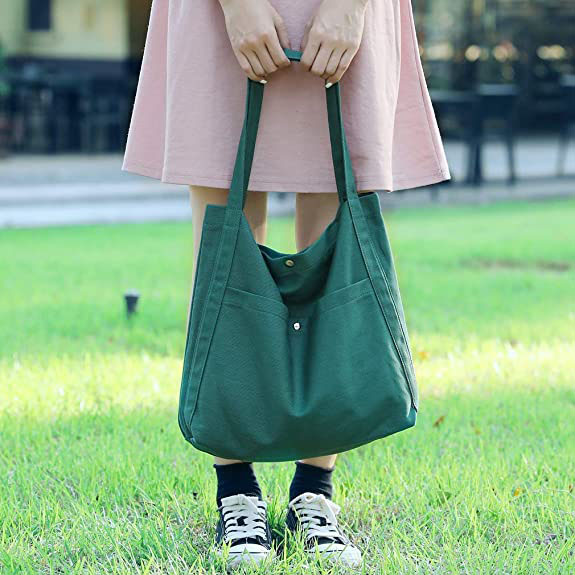 Explore the unique design features of crossbody canvas bags for women, their versatile uses, and how XINHUI offers customizable options.
