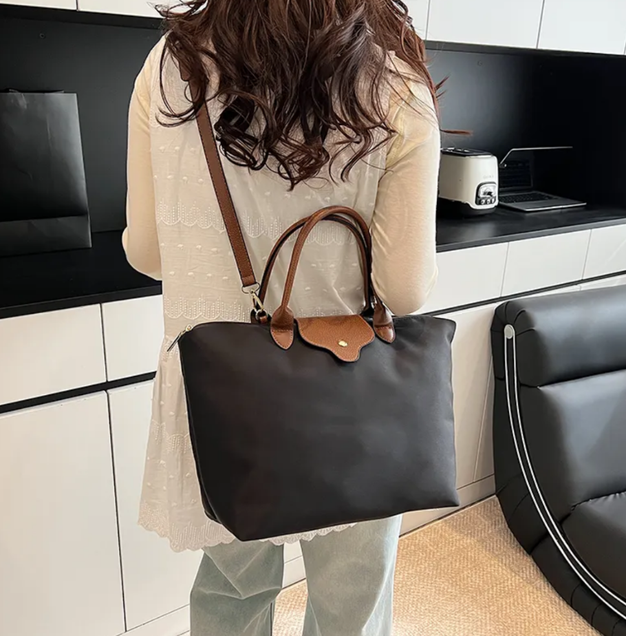 tote bag with organizer insert