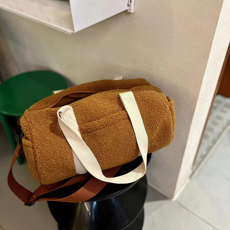 Explore the unique design features of brown crossbody bag, their versatile uses, and how XINHUI offers customizable options.