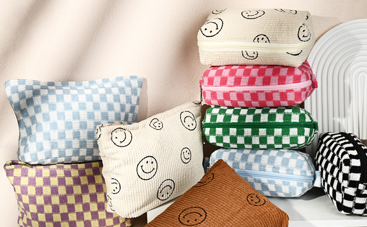 Explore the unique design features of corduroy handbags, their versatile uses, and how XINHUI offers customizable options.
