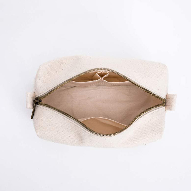 Explore the unique design features of portable cosmetic bag, their versatile uses, and how XINHUI offers customizable options.