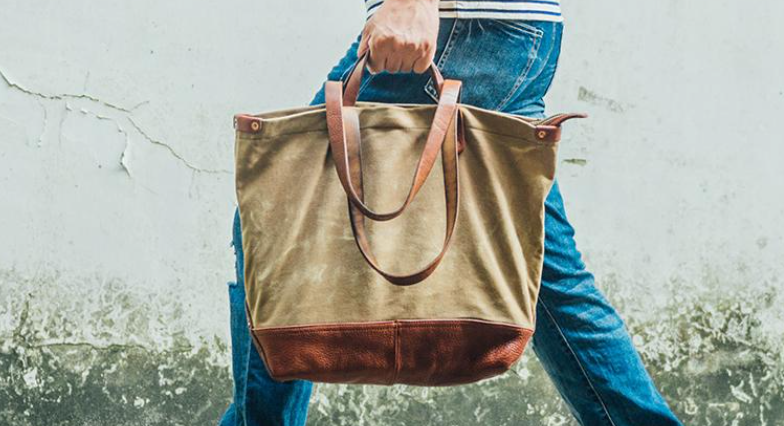 Explore the most popular types of bags for men, including backpacks, totes, briefcases, and duffel bags. Find the best one for work, travel, or everyday use.