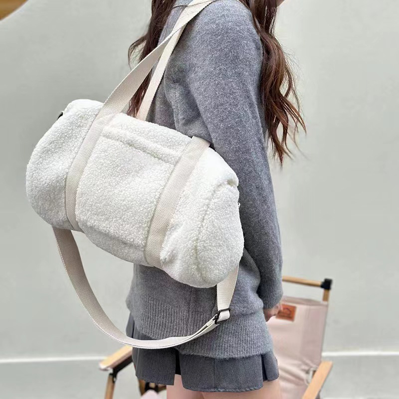 Explore the unique design features of brown crossbody bag, their versatile uses, and how XINHUI offers customizable options.