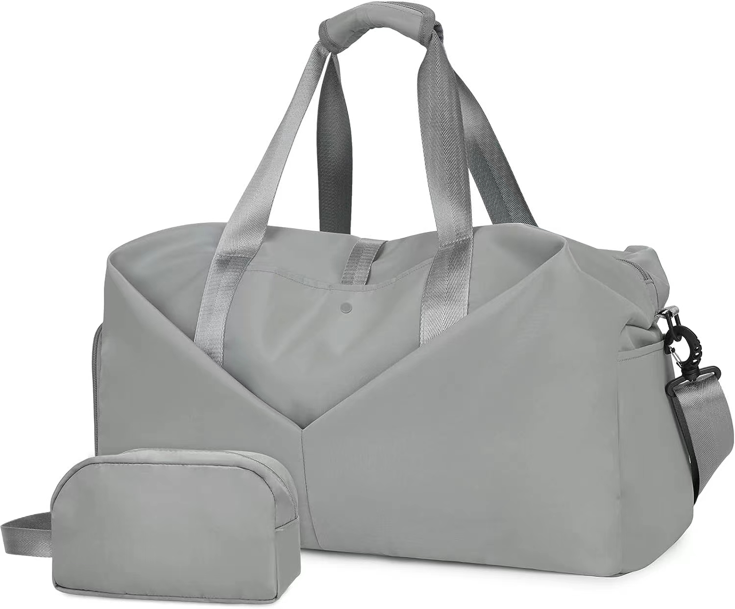Discover the travel laundry bag features - this yoga bag boasts 3 front pockets for quick access to essentials like glasses, phone, and wallet