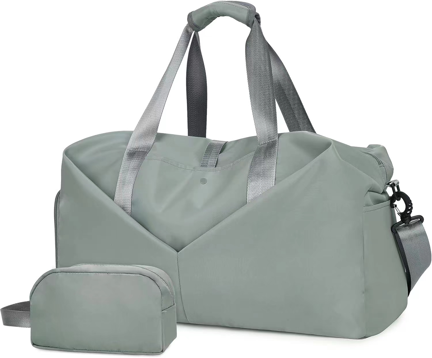 Discover the travel laundry bag features - this yoga bag boasts 3 front pockets for quick access to essentials like glasses, phone, and wallet