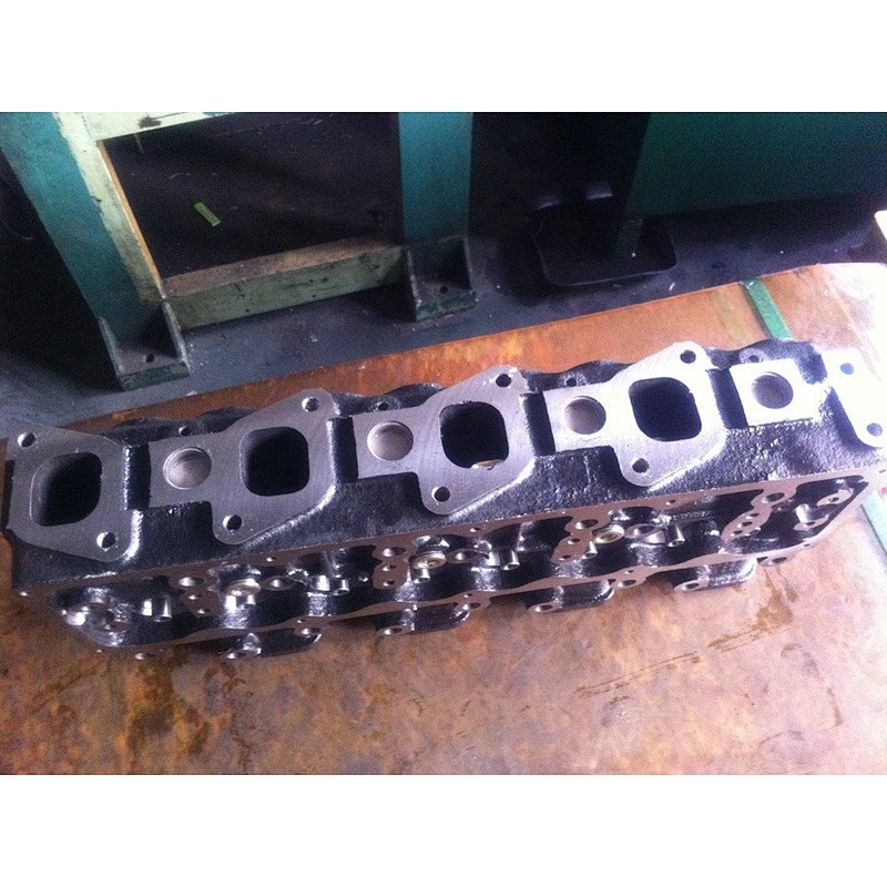 TD23 engine cylinder head