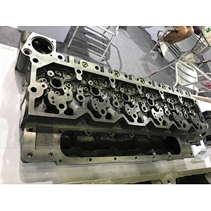 4D32 Cylinder Head Cover