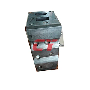 6D170 Head Cylinder  Cover