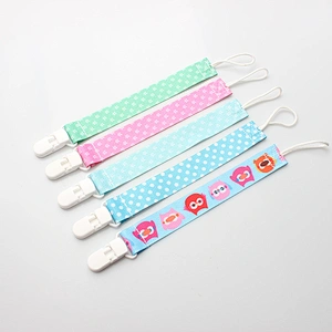 Wholesale eco-friendly baby holder chain pacifier clip