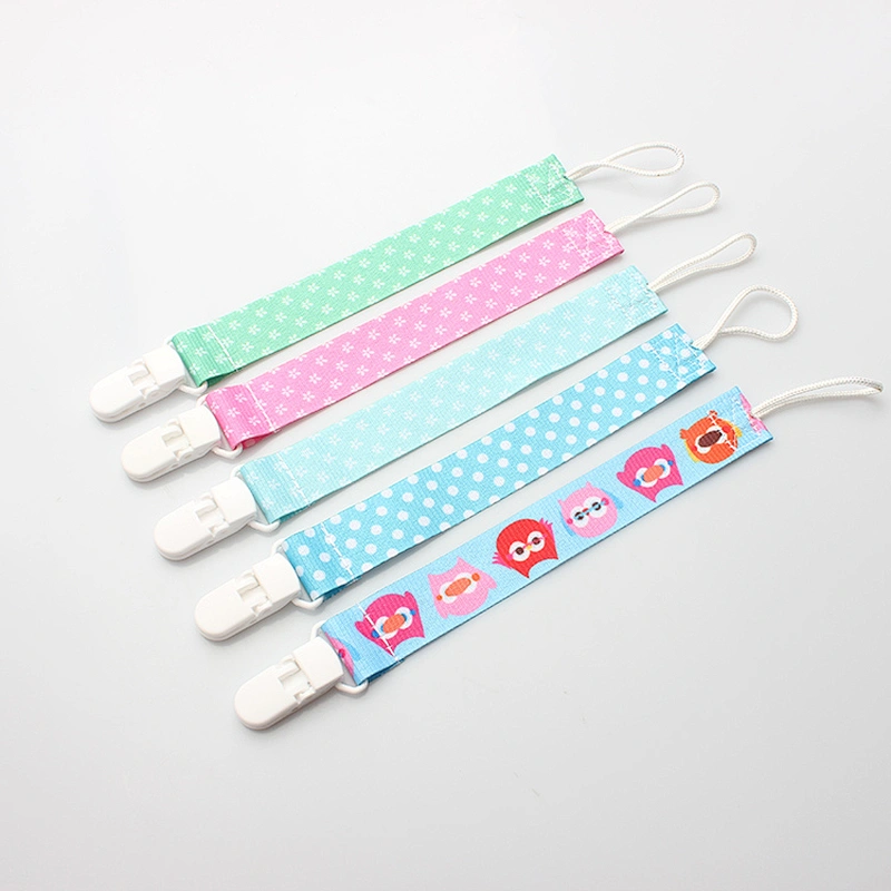 Wholesale eco-friendly baby holder chain pacifier clip