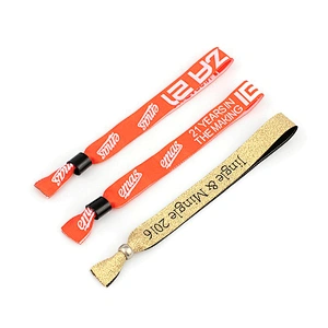 Apparel custom woven wristband with zipper pocket
