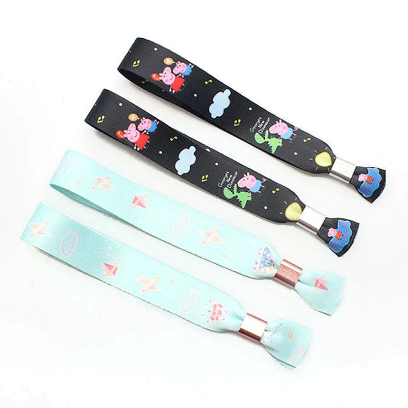 Colorful One Time Use Wristbands For Party /Festival Gift