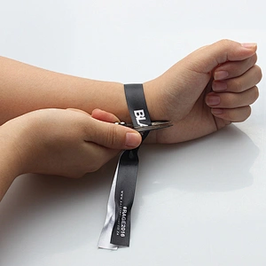 Ribbon one time use wristband sample free for festival