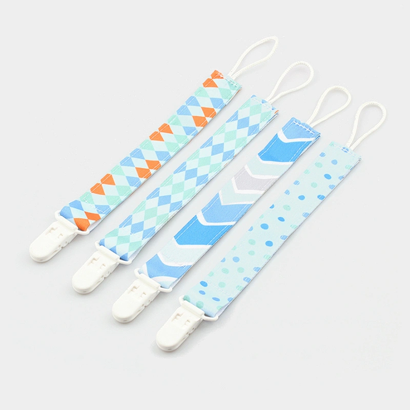 Custom baby feeding set pacifier holder clip for wholesale