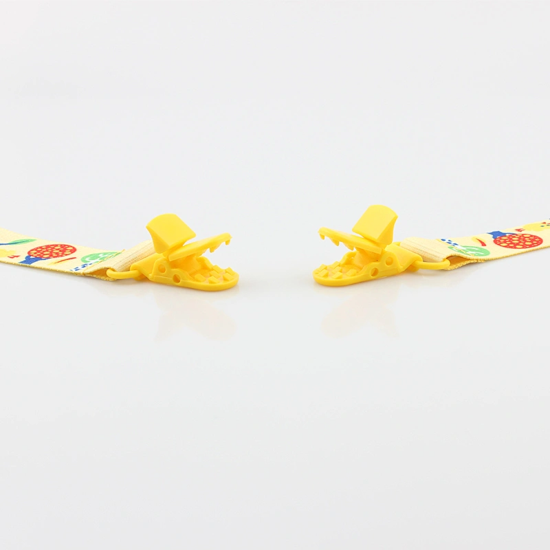 cheap factory OEM  design Plastic Pacifier Snap clip for baby