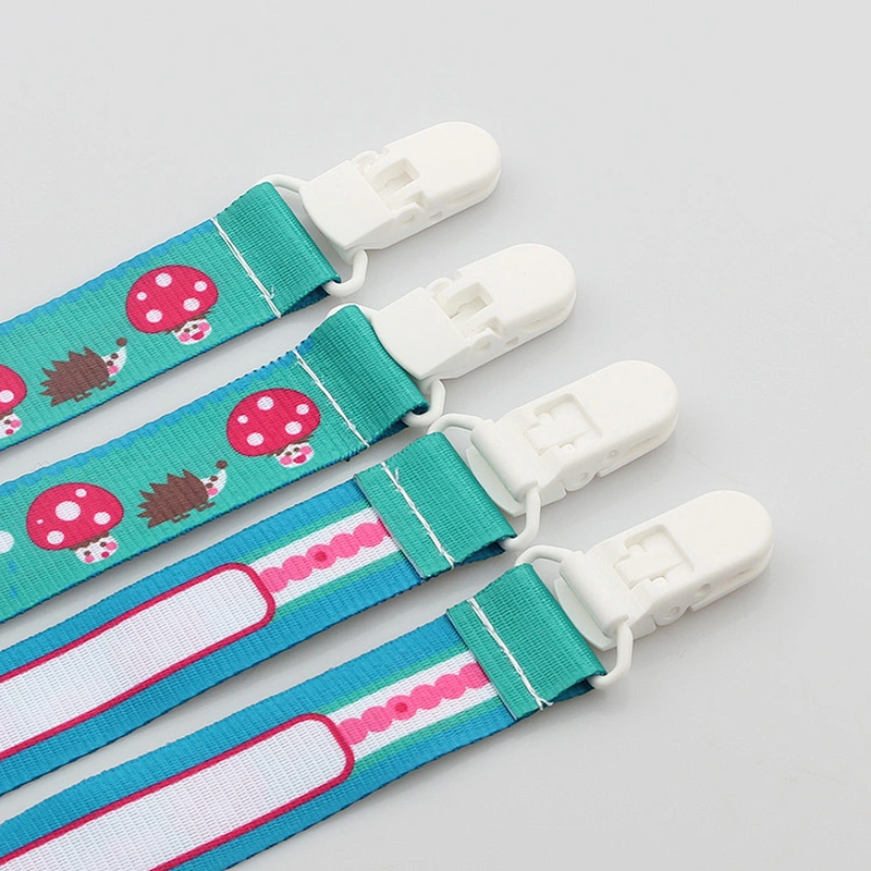 Wholesale lovely design baby feeding personalized pacifier clip